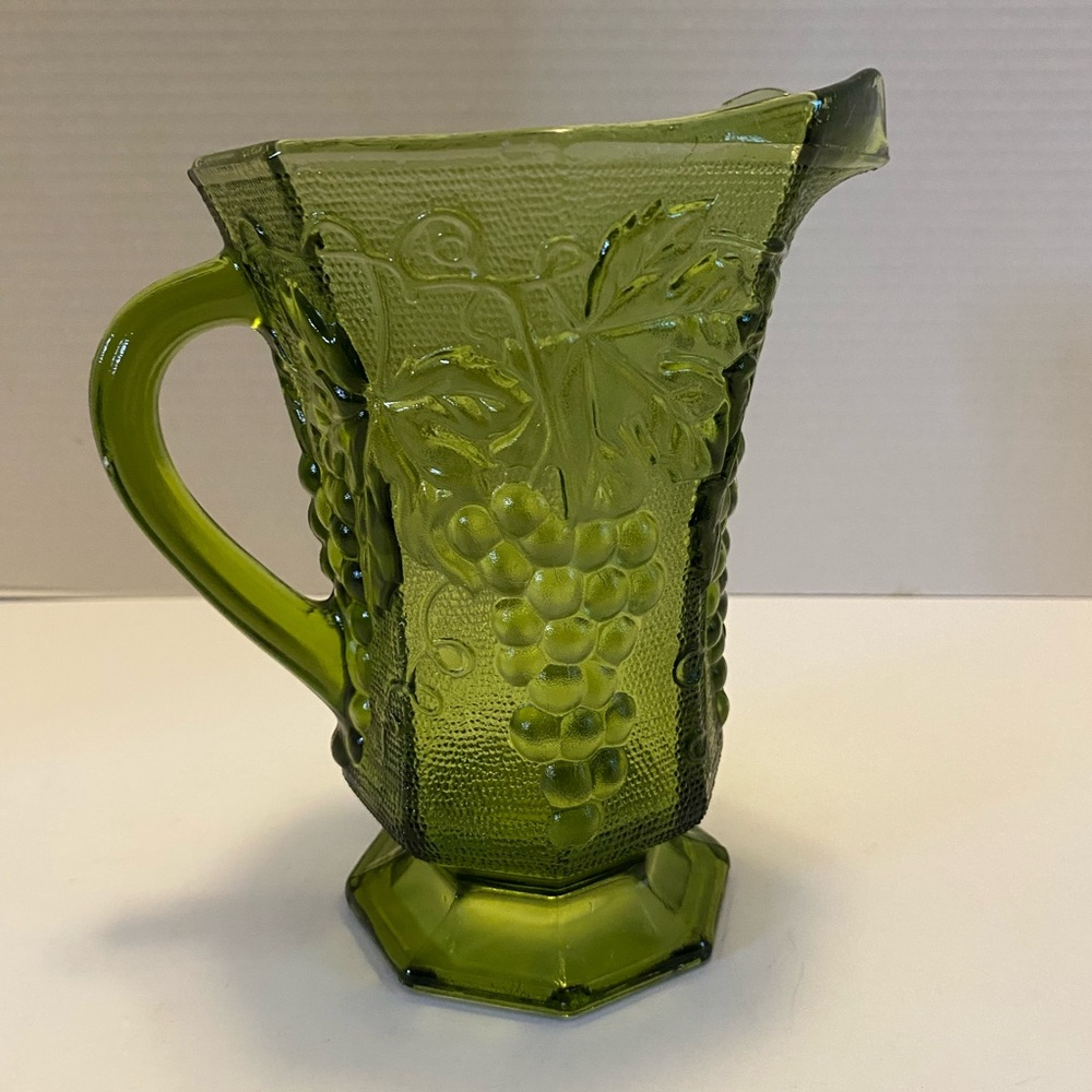 Vintage 1960's Anchor Hocking Green Glass Pitcher Grape And Leaf Design